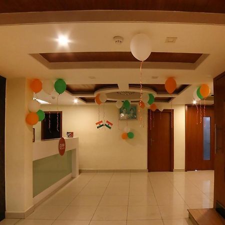 Oyo Rooms Mahanadu Road Vijayawada Luaran gambar