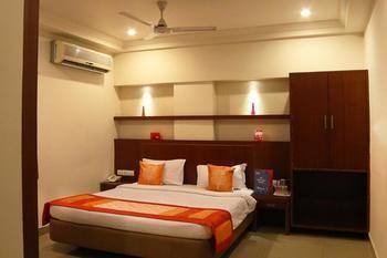 Oyo Rooms Mahanadu Road Vijayawada Luaran gambar