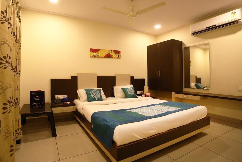 Oyo Rooms Mahanadu Road Vijayawada Luaran gambar